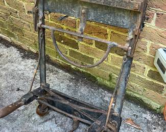 ANTIQUE SELF LIFTING PIANO MOVER 