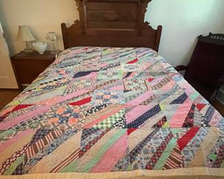 EASTLAKE FULL SIZE BED WITH HANDMADE FEED SACK QUILT