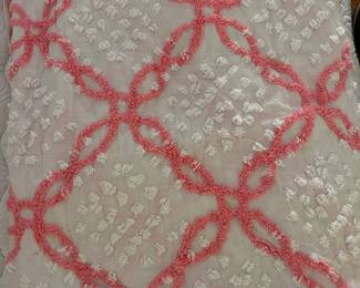 CHENILLE TWIN FITTED BEDSPREAD WITH DUST RUFFLE