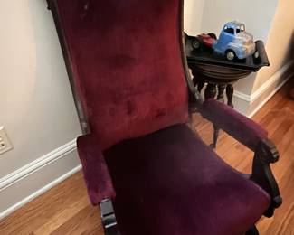 ANTIQUE VICTORIAN CARVED ROCKER