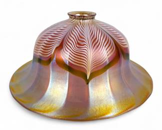 Quezal Gold & Red Pulled Feather Shade