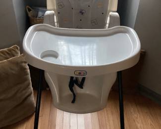 Convertable High Chair