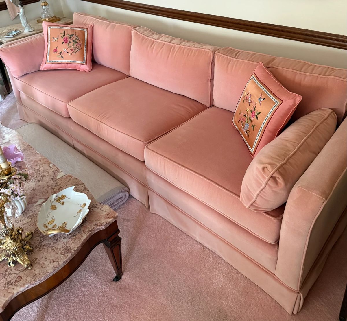 Vintage Gorgeous Pink Velor sofa