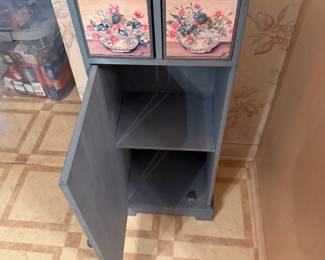 Country Cabinet