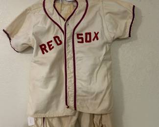 Vintage child’s baseball outfit