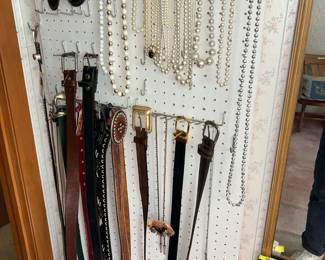 Belts with several Western Belt buckles