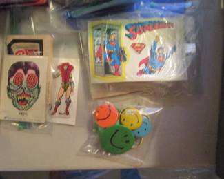 Vintage 1960s pins/paper