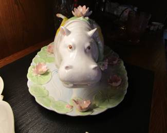 F&F Hippo rare soup tureen