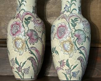 Pair of Vintage Chinese Porcelain Vases