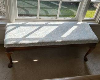 Bench w/ Cabriole Legs