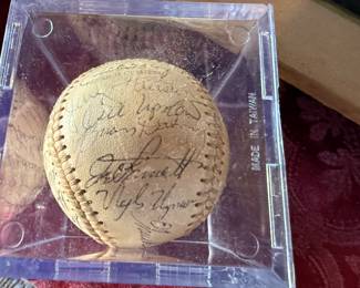 1970's signed Team Ball WHITESOX