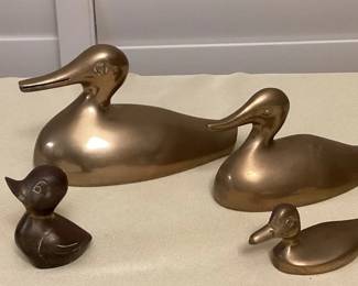 CMS112 Vintage Brass Duck Collection 