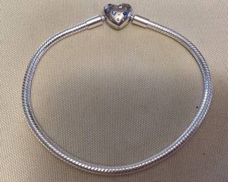 CMS072 Sterling Silver Charm Bracelet With Heart Shaped Clasp 8”l