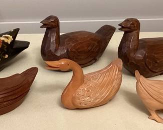 CMS110 Carved Wooden Duck Collection 