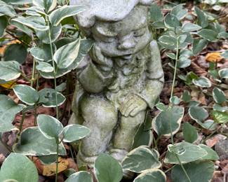 Outdoor lawn ornaments