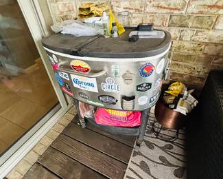 Cool outdoor cooler
