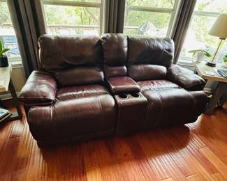 Manual reclining loveseat excellent condition