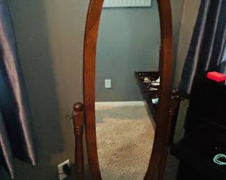 Gorgeous oval mirror solid wood