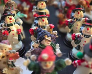Assorted snowmen 
