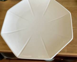Luncheon plates