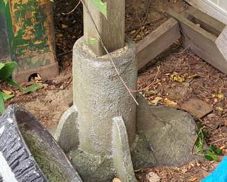 BASE TO PLANT HOLDER