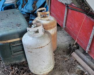 PROPANE TANKS