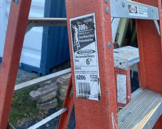 6 FT Werner Fiberglass step ladder
