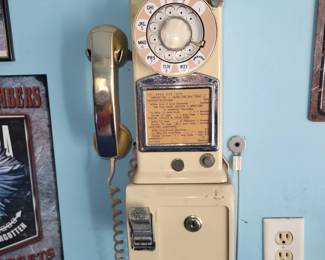 VINTAGE DIAL PAY PHONE