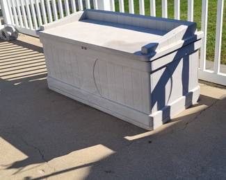 YARD STORAGE BOX