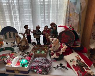 Byers Carolers
