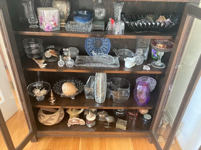 Nice curio cabinet filled with goodies