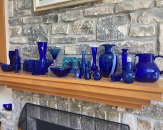there are lots of beautiful blue glass