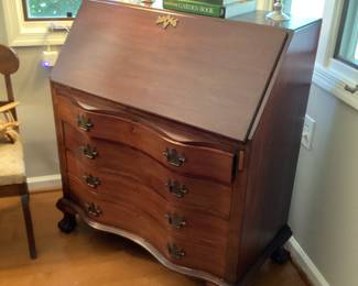 Governor Winthrop Desk