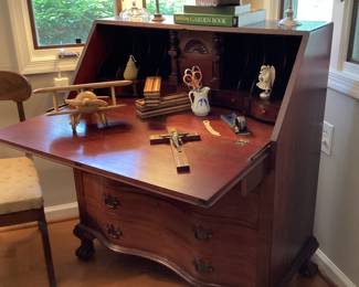 Governor Winthrop Desk