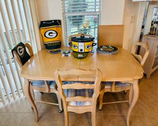 Greenbay.  Don't judge.