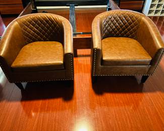 How cute, it's twins.