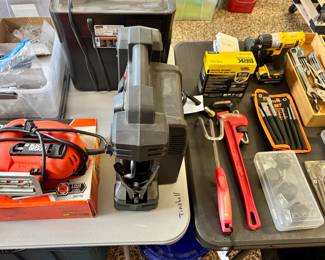 Gentlemen, some tools for your viewing pleasure.
