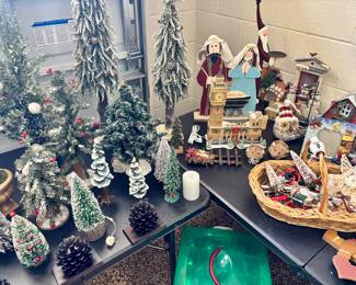 Hang in there, more Christmas to see.  Get in the spirit already.