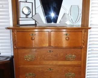 Antique oak Chest of Drawers, Art Deco Lamp, Vase