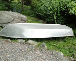 DMI Rowboat