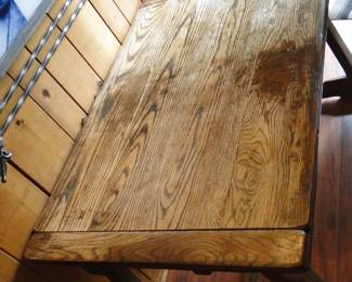 Oak Table with pull out leaves