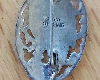 Sterling pin Siam