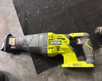 Ryobi saw