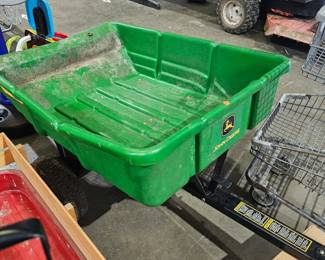 JOHN DEERE CART