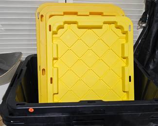 PLASTIC STORAGE TOTE BOXES