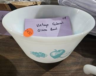 VINTAGE FEDERAL GLASS BOWL