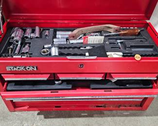 TOOLBOX / TOOLS