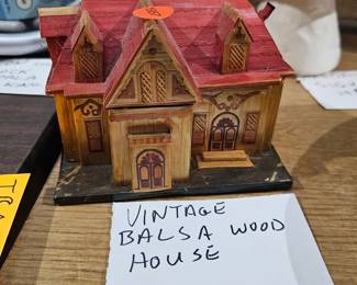 VINTAGE BALSA WOOD HOUSE