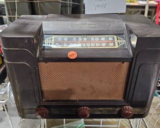 VINTAGE RADIO