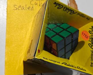 ORIGINAL RUBIKS CUBE